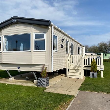 Tattershall Lakes Kingfisher Caravan 8 Berth With Hot Tub & Wifi Eksteriør bilde