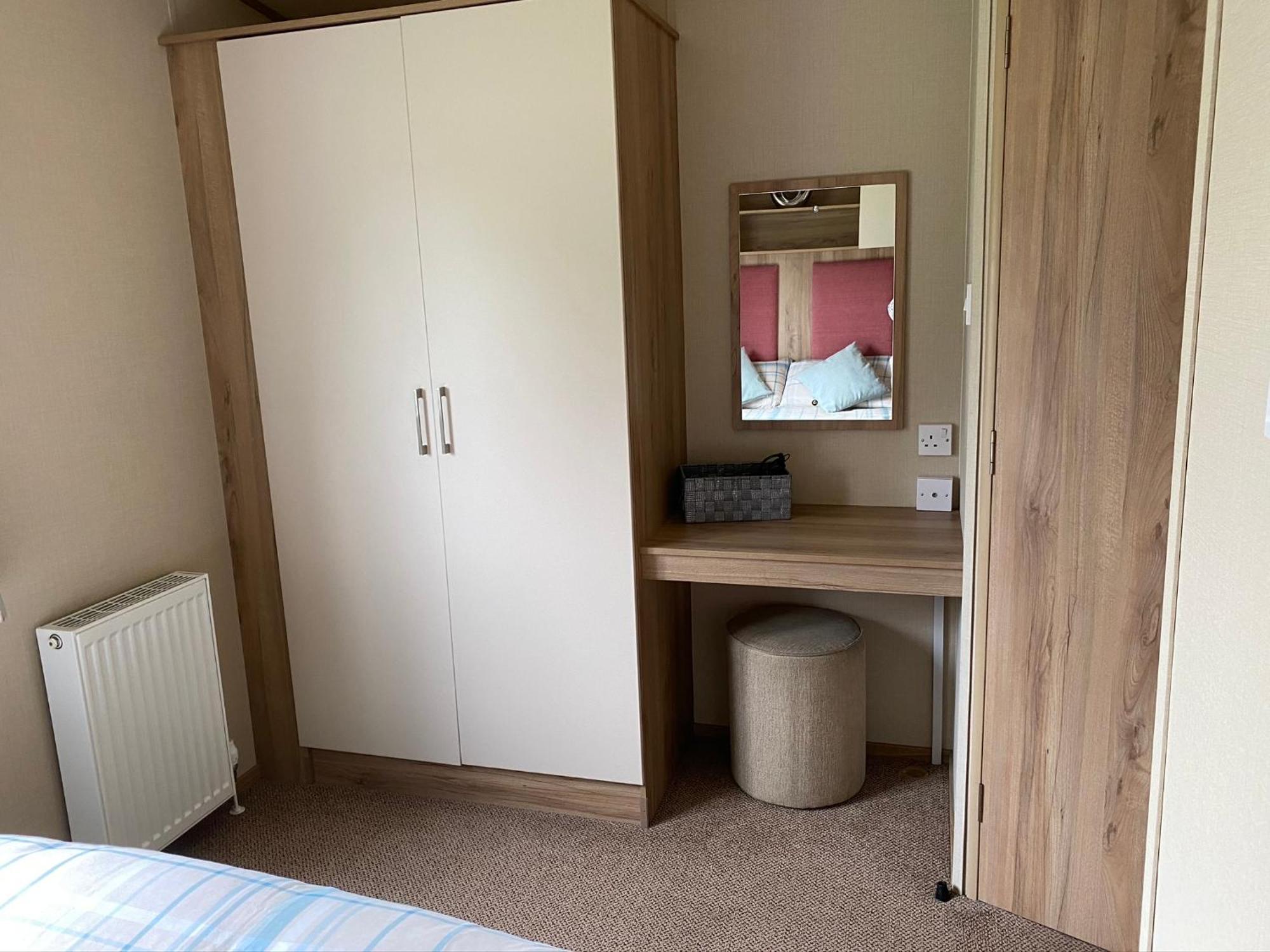Tattershall Lakes Kingfisher Caravan 8 Berth With Hot Tub & Wifi Eksteriør bilde